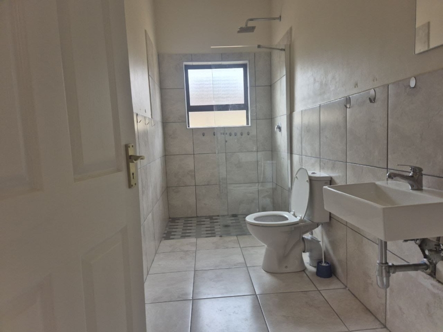 To Let 2 Bedroom Property for Rent in Sonstraal Heights Western Cape